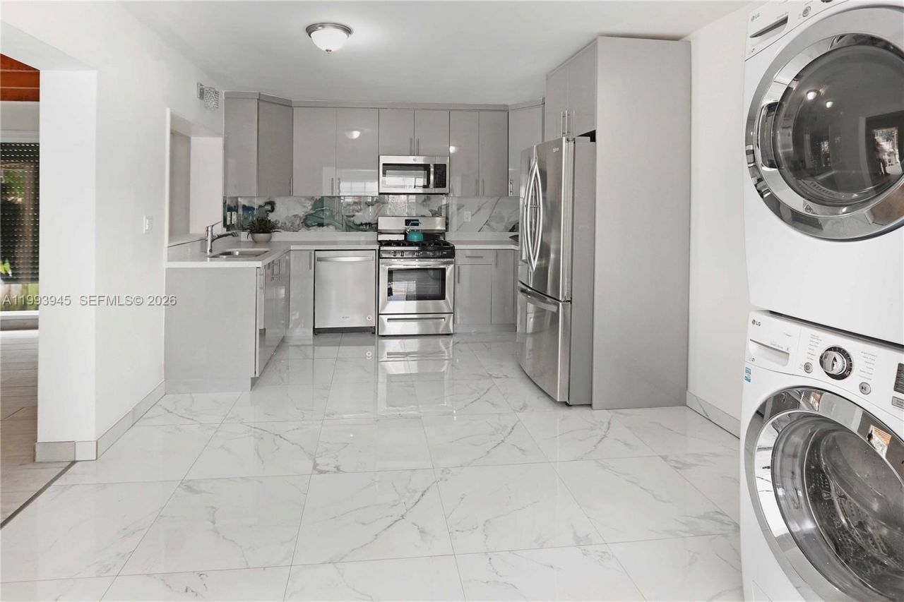 1510 Hayes St , Hollywood, FL 33020 Photo