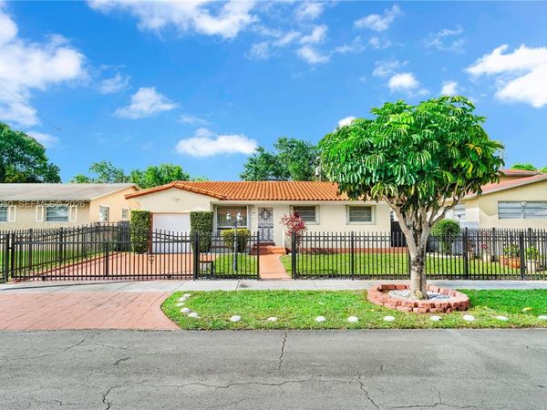 3011 NW 69th Ter , Miami, FL 33147