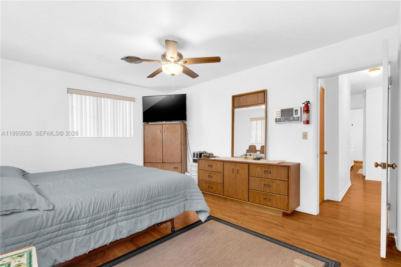 3011 NW 69th Ter , Miami, FL 33147 Photo