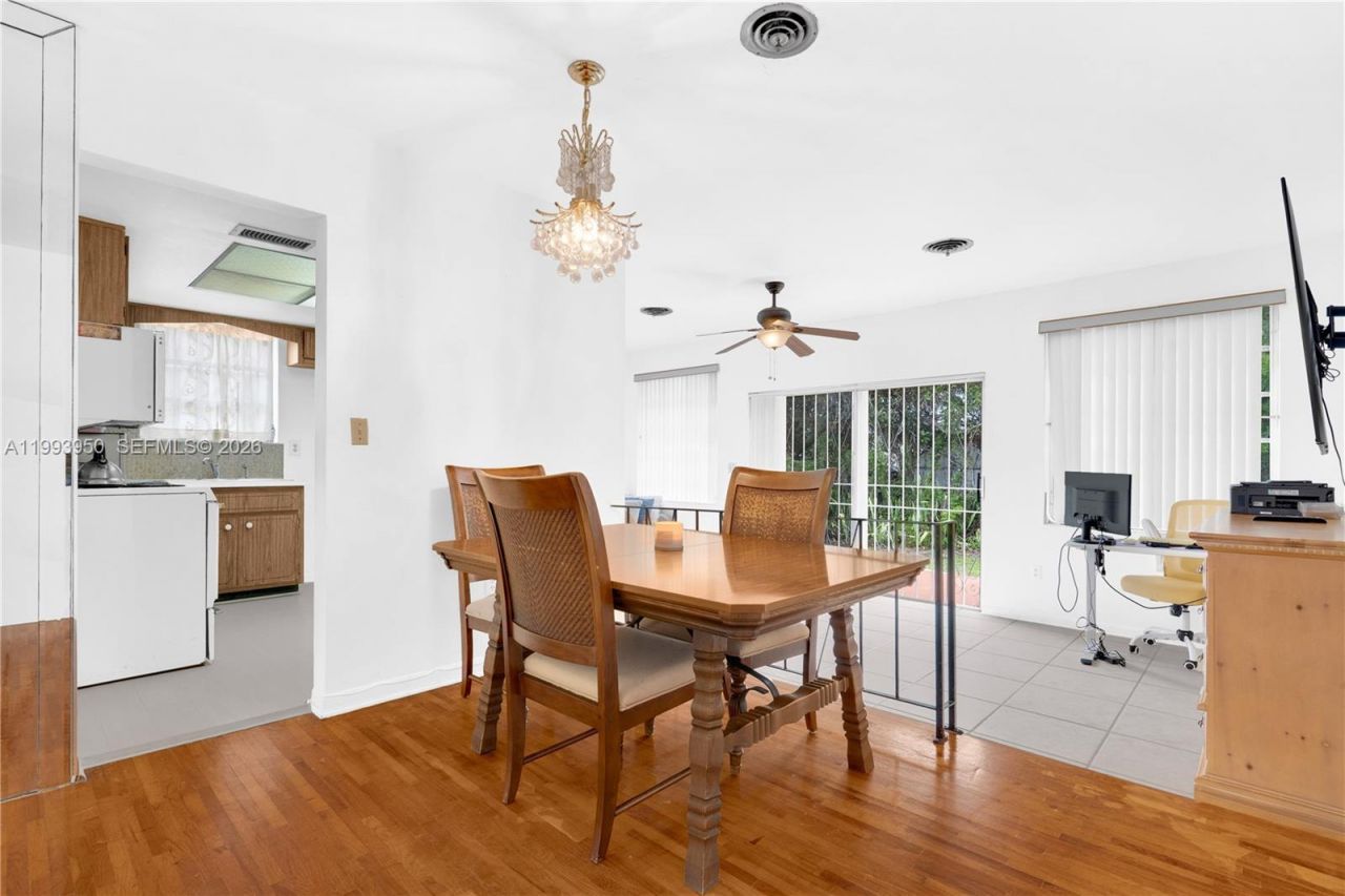 3011 NW 69th Ter , Miami, FL 33147 Photo