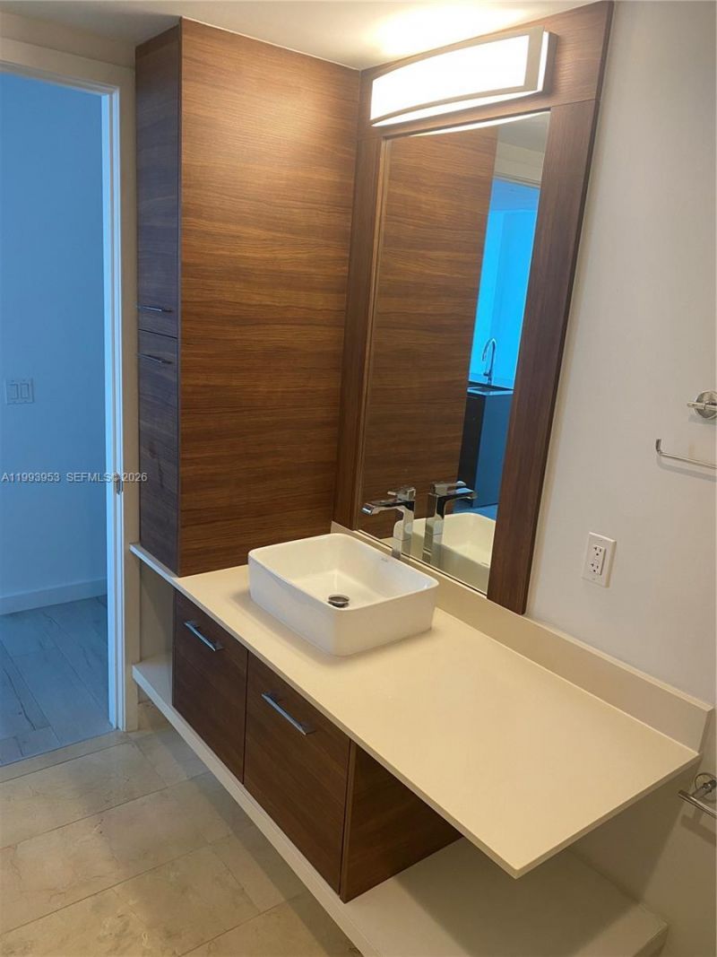 601 NE 27th St , Unit 1107, Miami, FL 33137 Photo