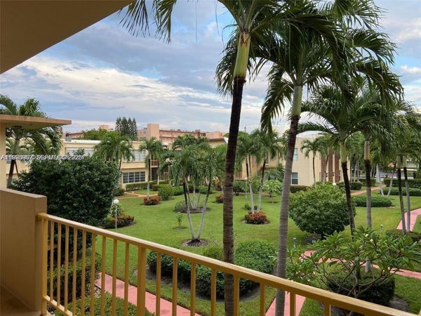 851 NE 14th Ave , Unit 420, Hallandale Beach, FL 33009