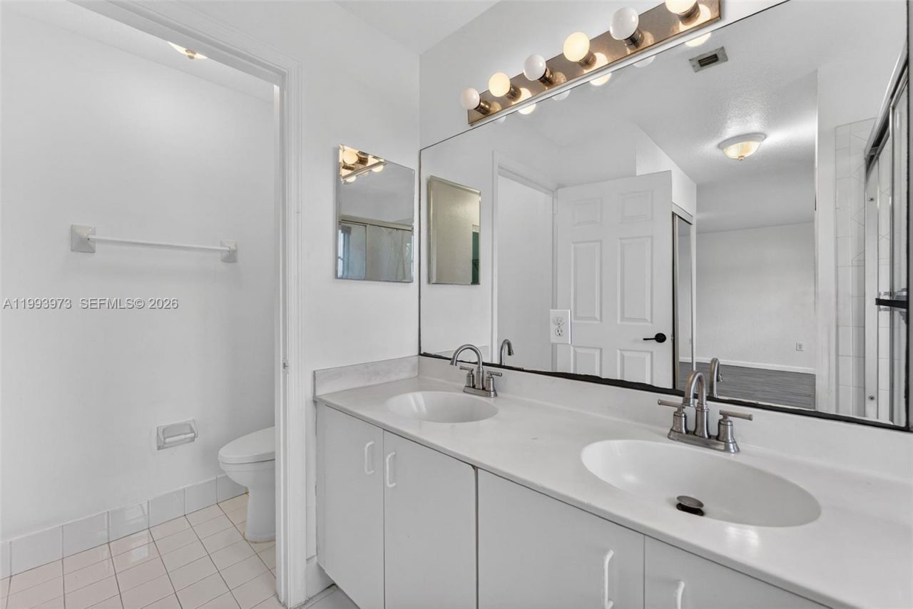 1805 NW 78th Way , Pembroke Pines, FL 33024 Photo