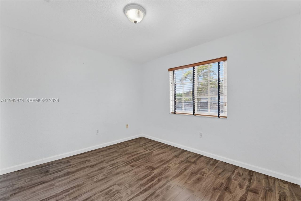 1805 NW 78th Way , Pembroke Pines, FL 33024 Photo