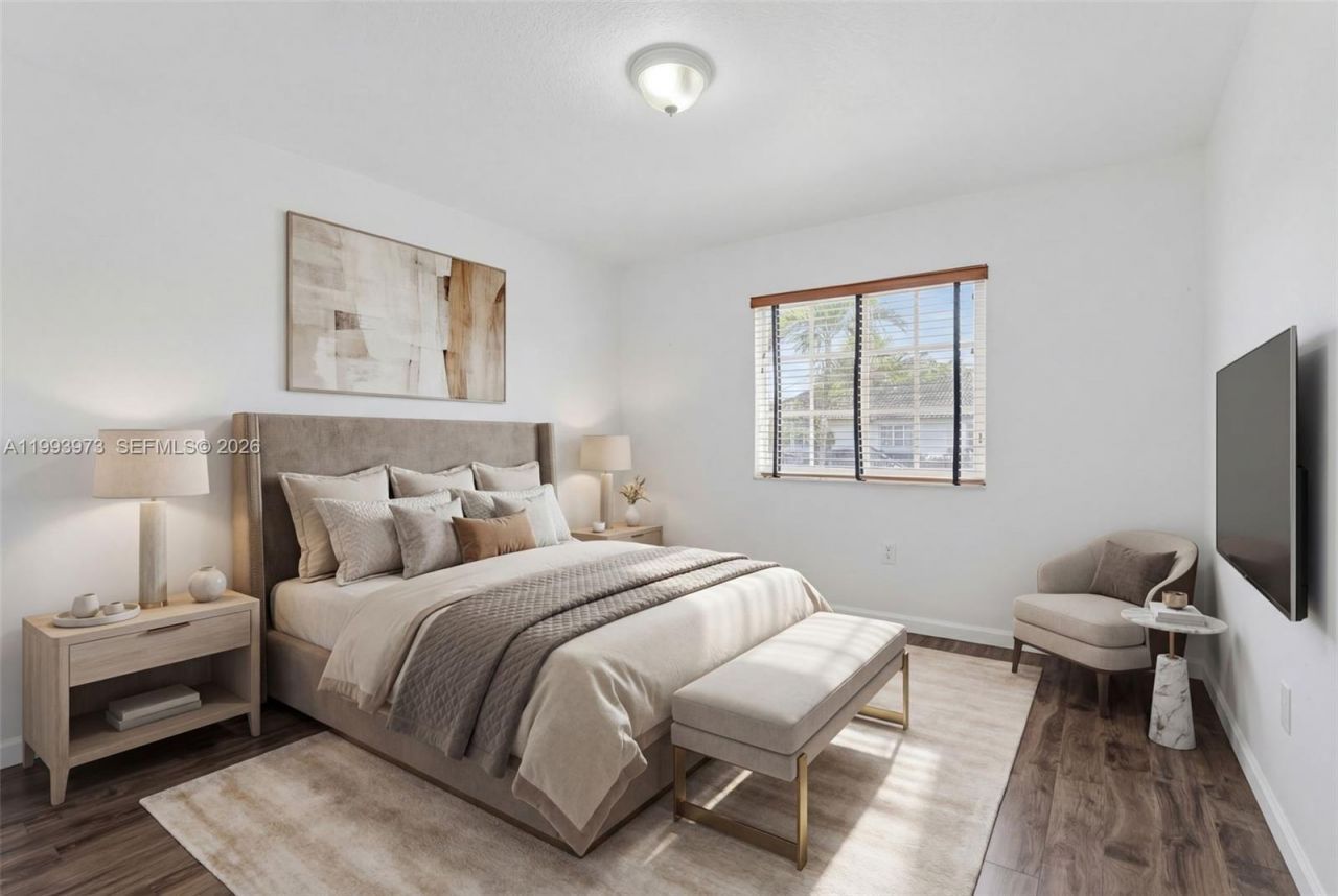 1805 NW 78th Way , Pembroke Pines, FL 33024 Photo