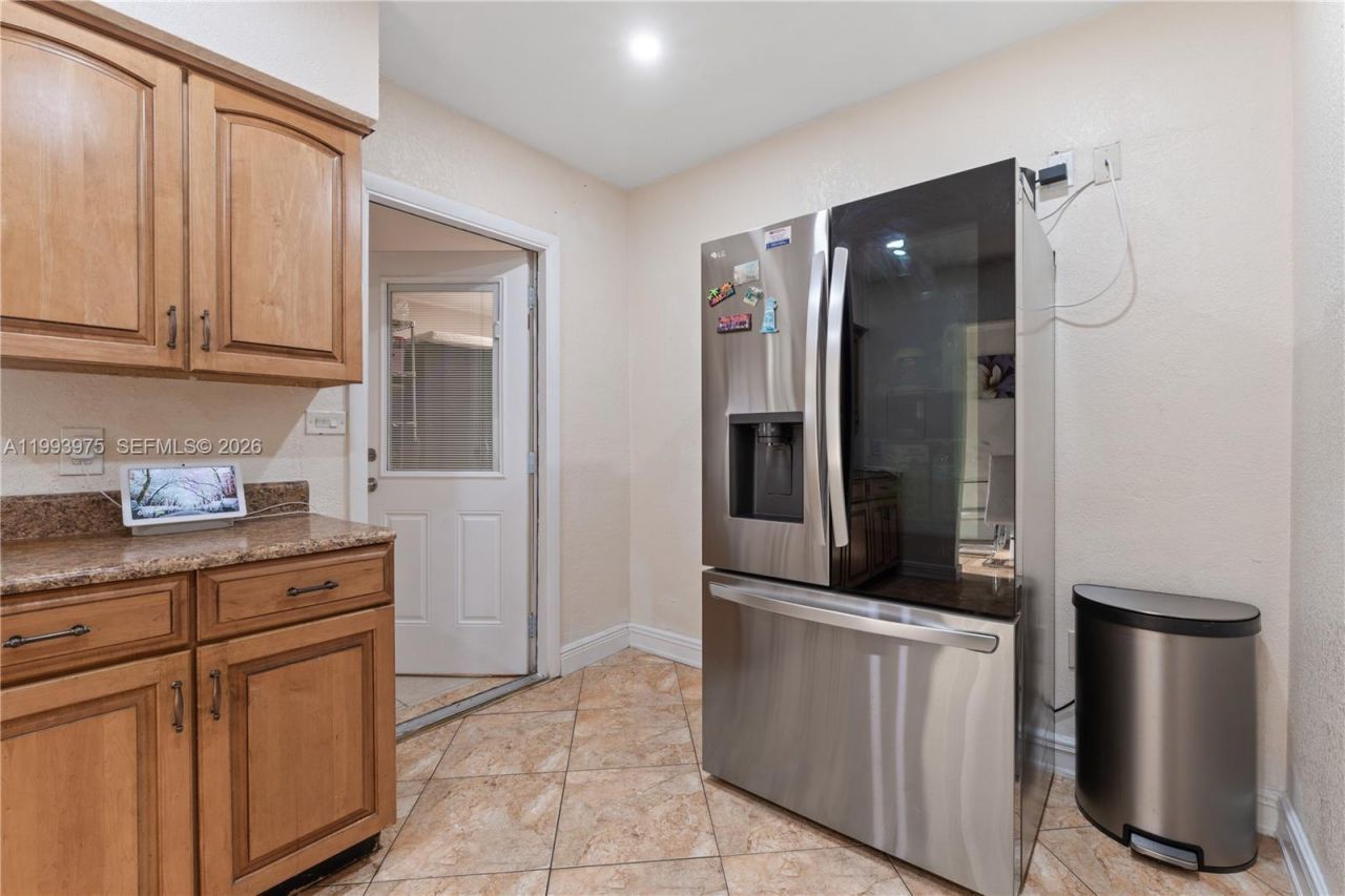 16110 NW 28th Pl , Miami Gardens, FL 33054 Photo