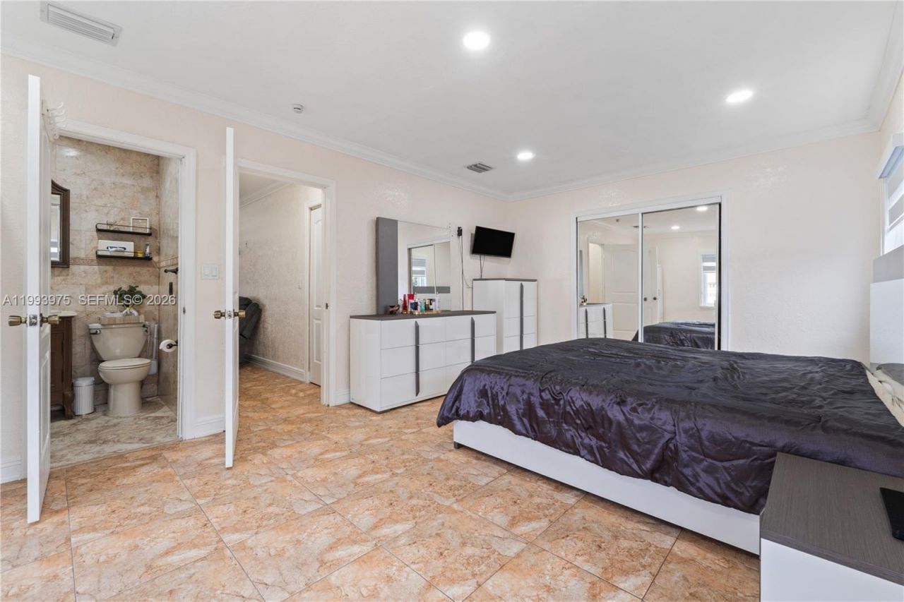 16110 NW 28th Pl , Miami Gardens, FL 33054 Photo