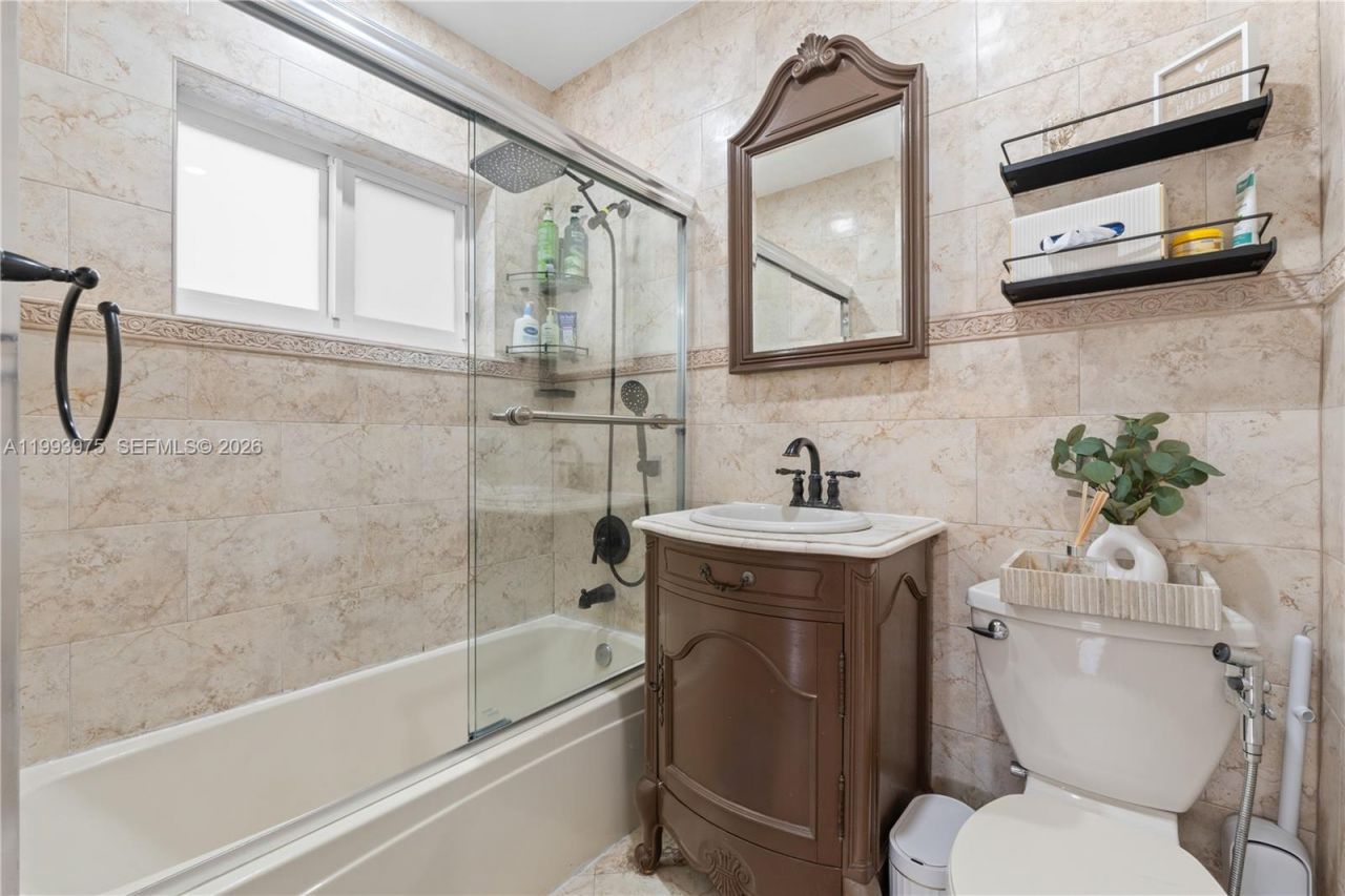 16110 NW 28th Pl , Miami Gardens, FL 33054 Photo