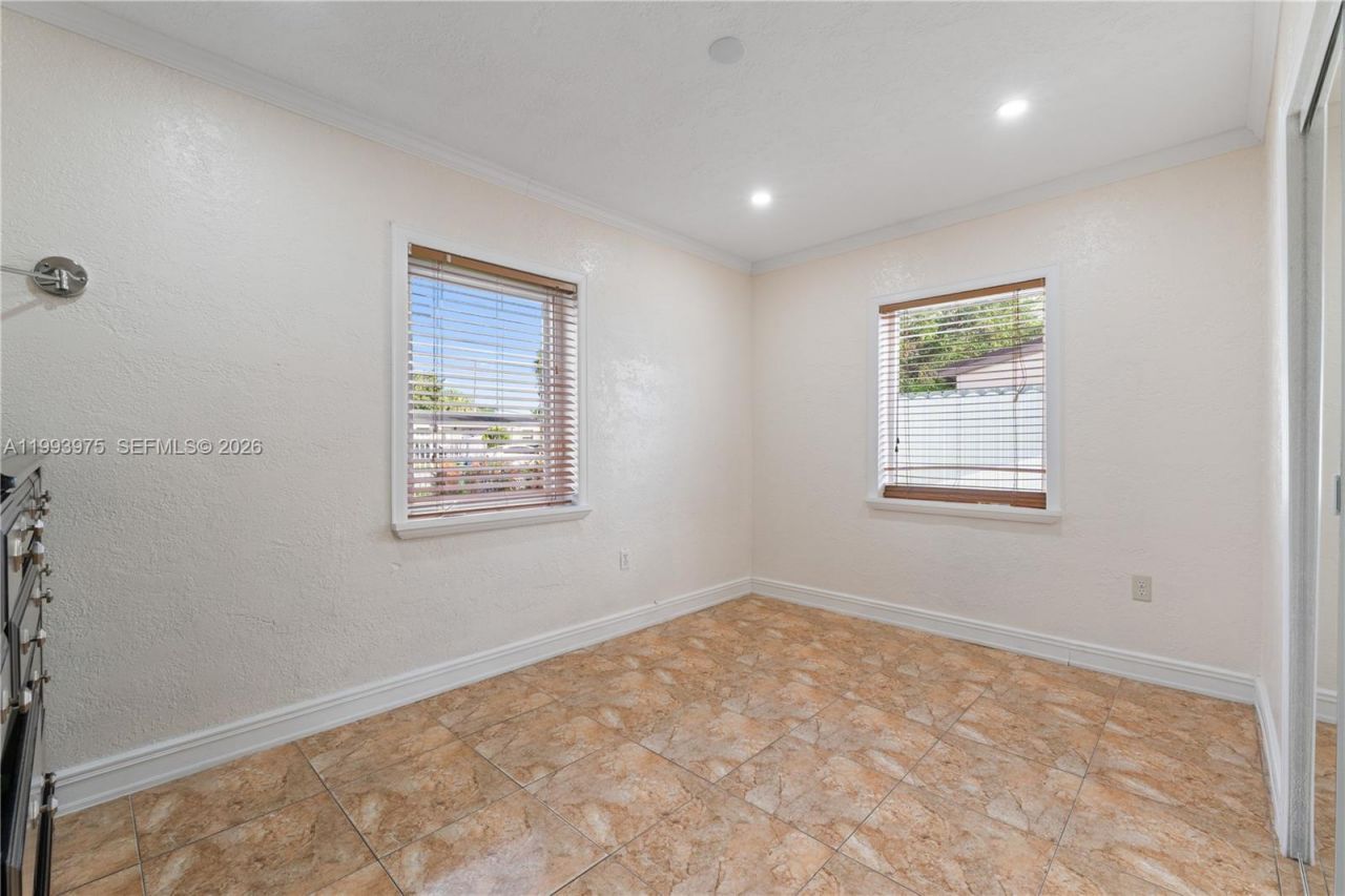 16110 NW 28th Pl , Miami Gardens, FL 33054 Photo