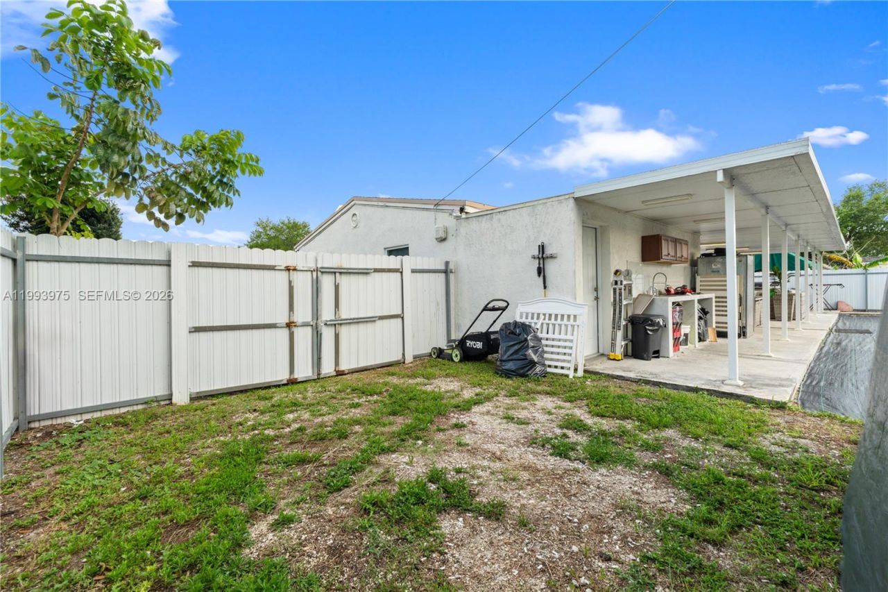 16110 NW 28th Pl , Miami Gardens, FL 33054 Photo