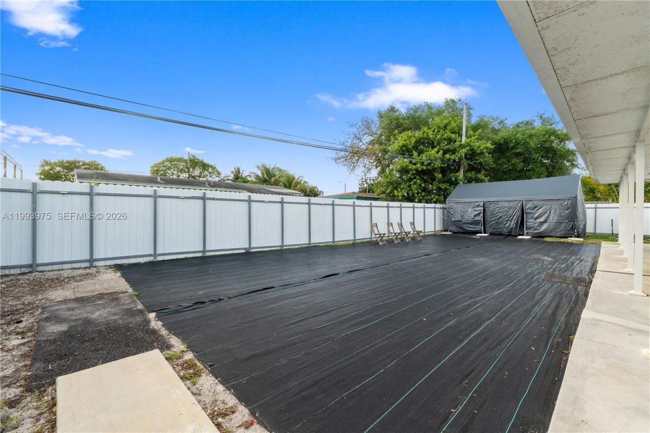 16110 NW 28th Pl , Miami Gardens, FL 33054 Photo