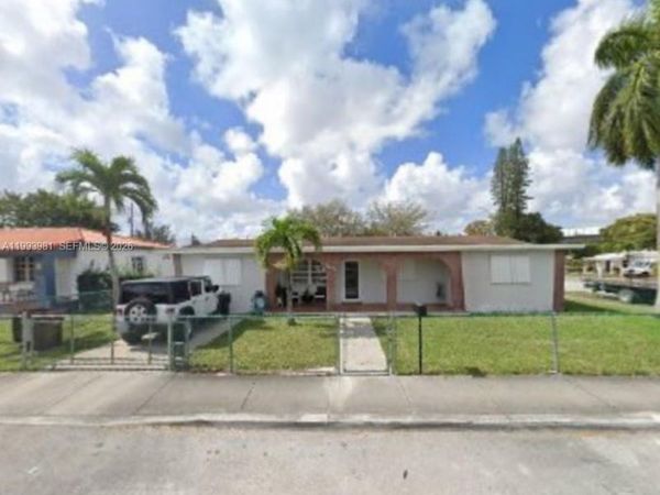 2290 E 6th Ave , Hialeah, FL 33013
