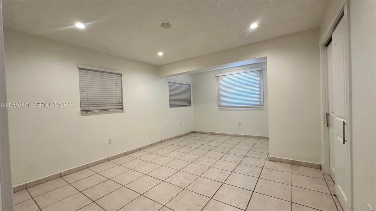 2290 E 6th Ave , Hialeah, FL 33013 Photo