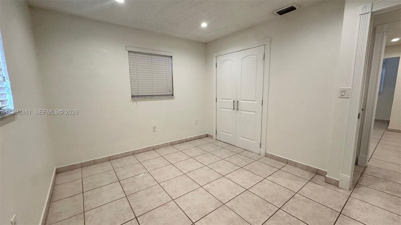 2290 E 6th Ave , Hialeah, FL 33013 Photo