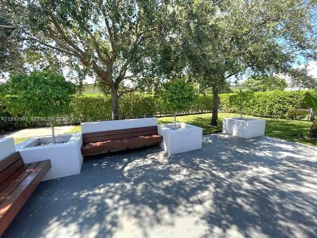 2290 E 6th Ave , Hialeah, FL 33013 Photo