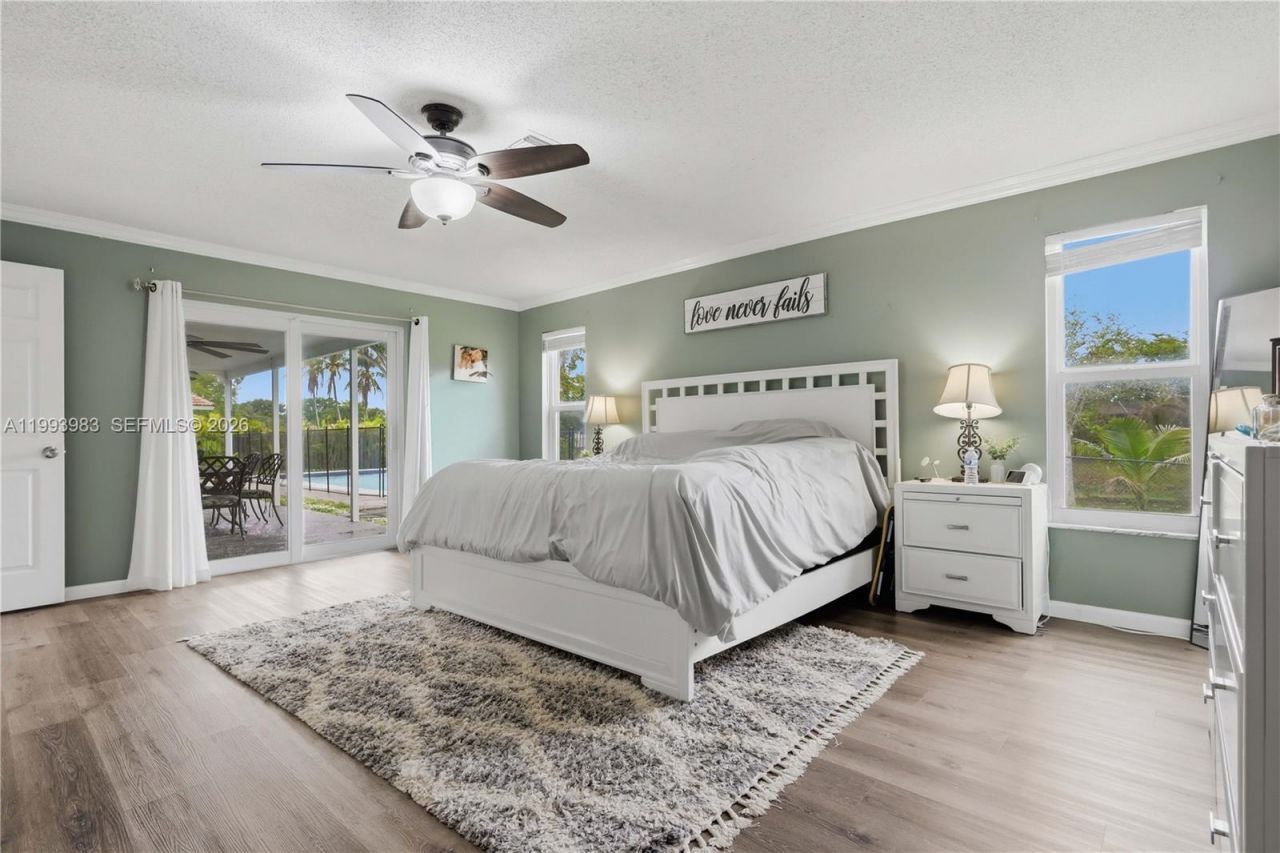 8515 NW 26th Dr, Coral Springs, FL 33065 Photo