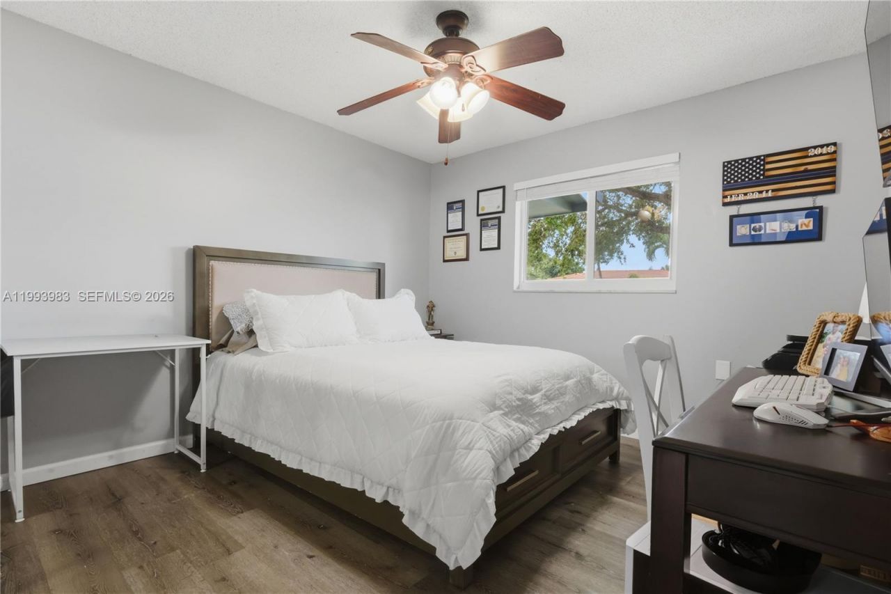 8515 NW 26th Dr, Coral Springs, FL 33065 Photo