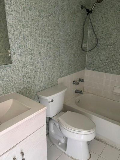 1151 W 28th St, Unit 9, Hialeah, FL 33010 Photo