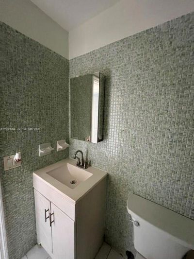 1151 W 28th St, Unit 9, Hialeah, FL 33010 Photo