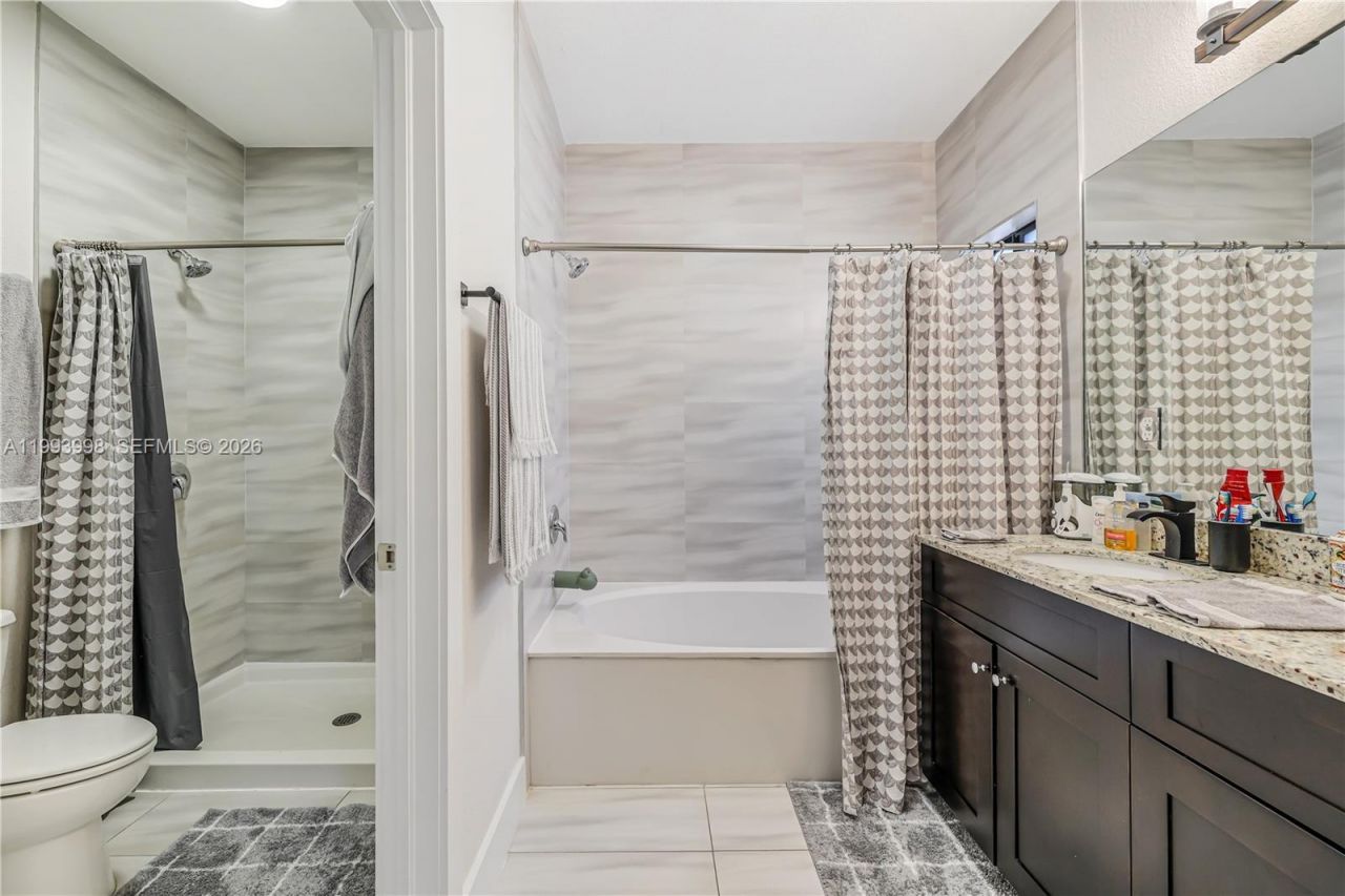 12785 SW 131st Ter , Miami, FL 33186 Photo