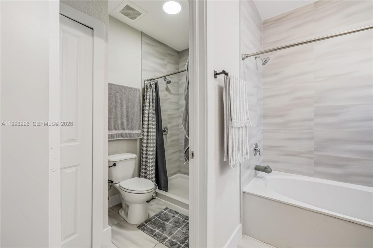 12785 SW 131st Ter , Miami, FL 33186 Photo