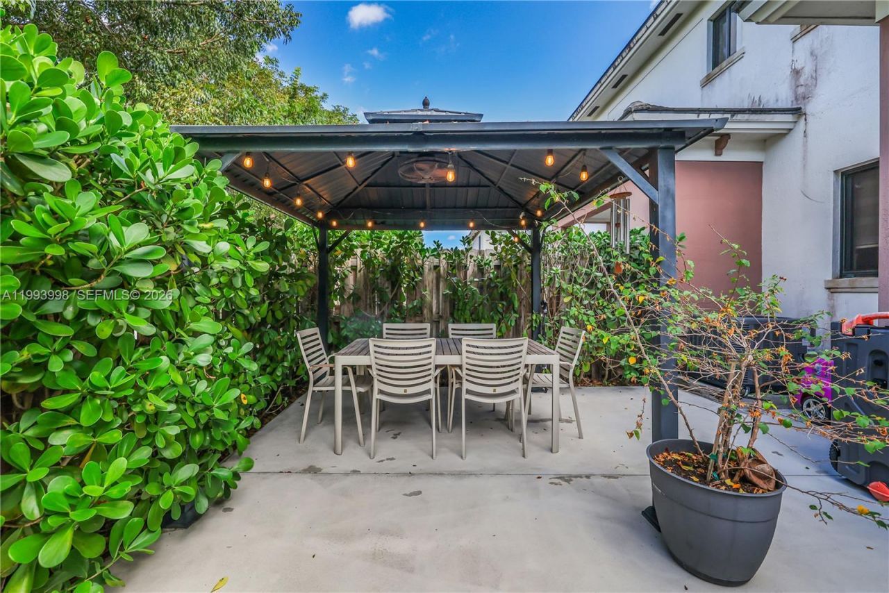 12785 SW 131st Ter , Miami, FL 33186 Photo