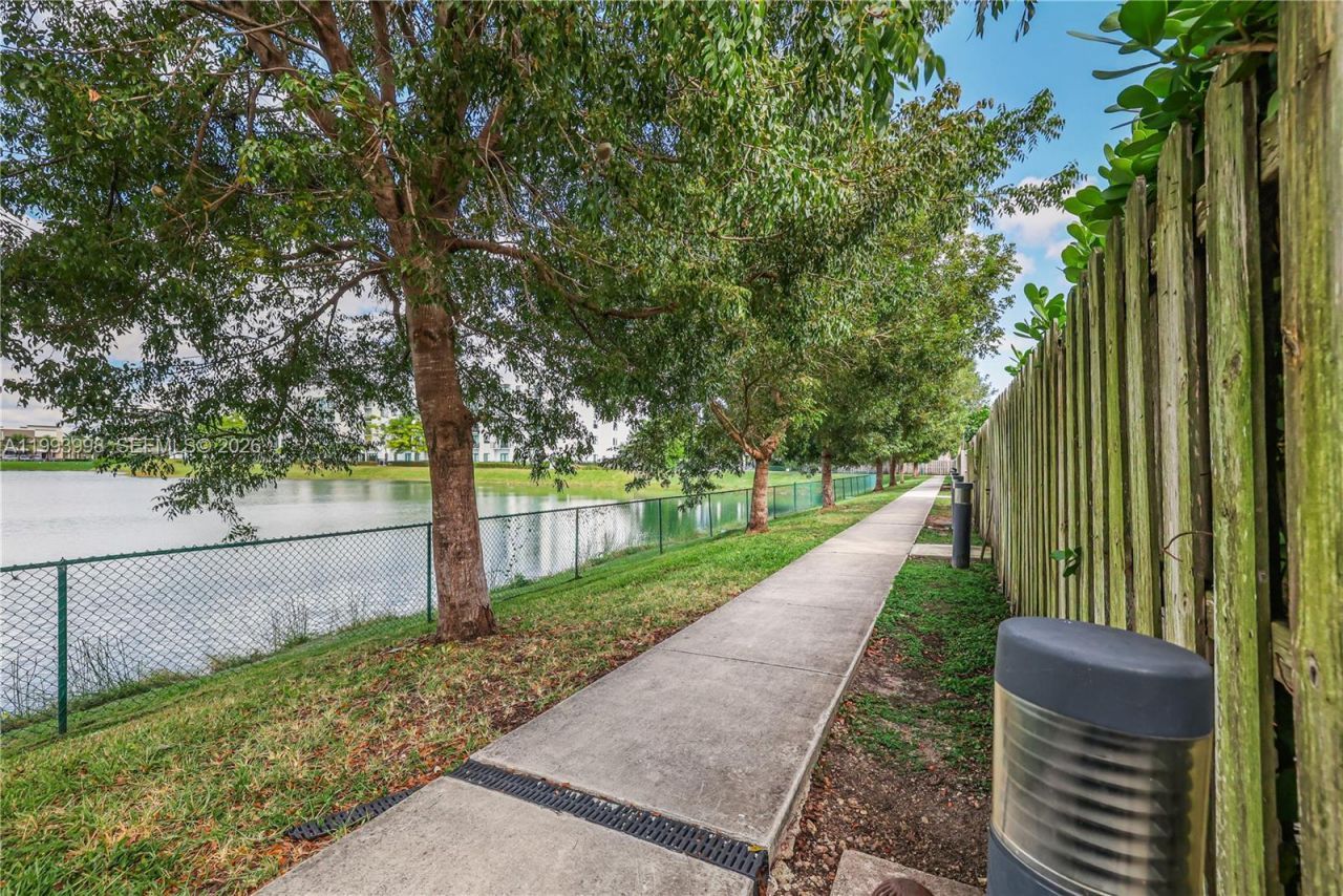 12785 SW 131st Ter , Miami, FL 33186 Photo