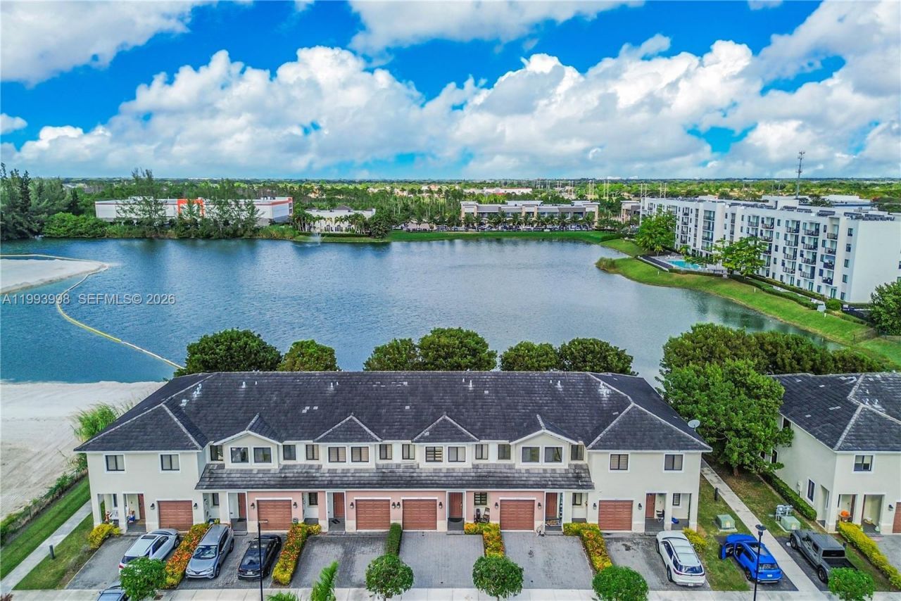 12785 SW 131st Ter , Miami, FL 33186 Photo