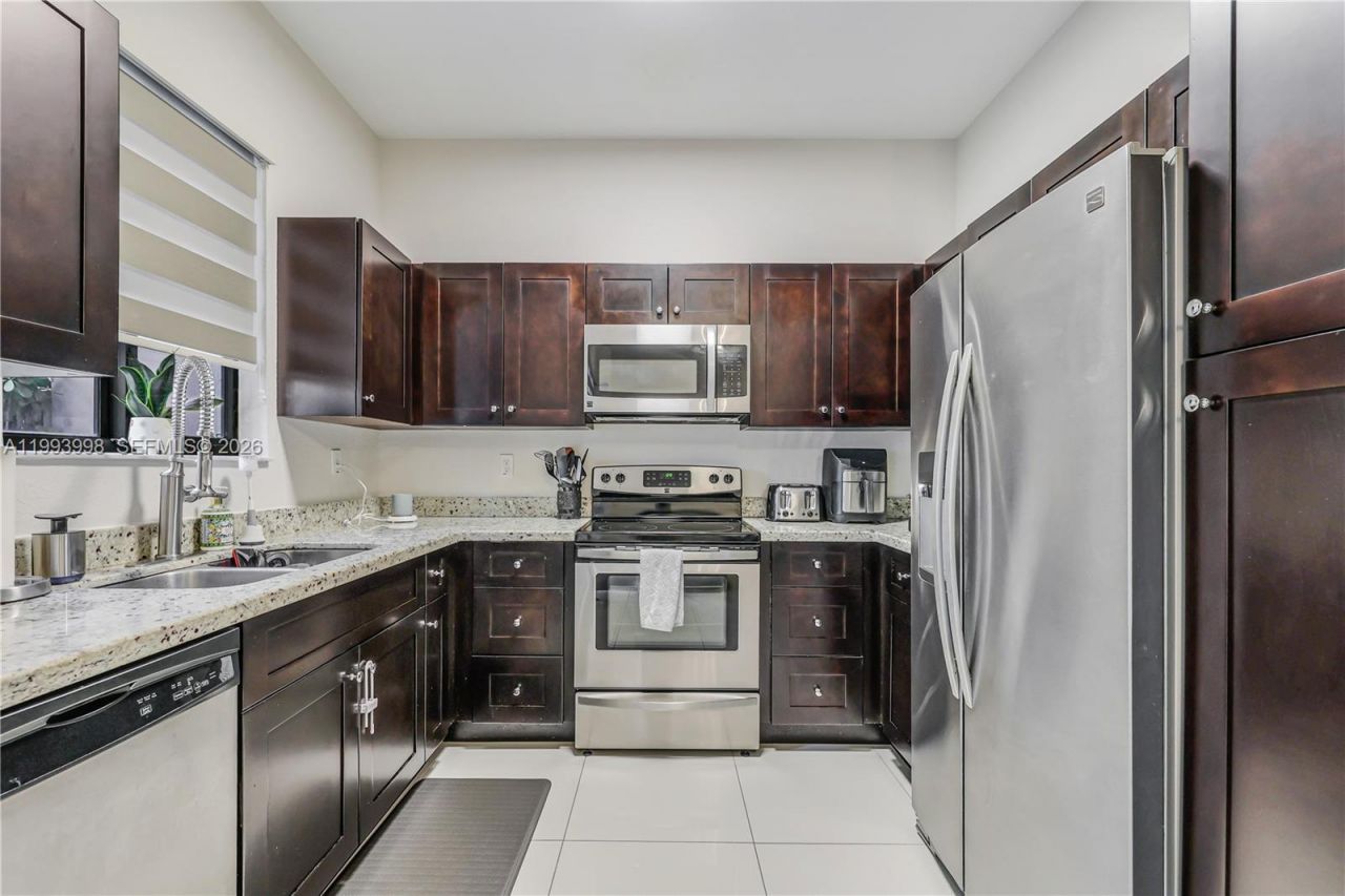 12785 SW 131st Ter , Miami, FL 33186 Photo