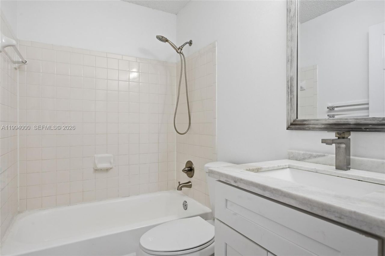 11245 W Atlantic Blvd , Unit 208, Coral Springs, FL 33071 Photo