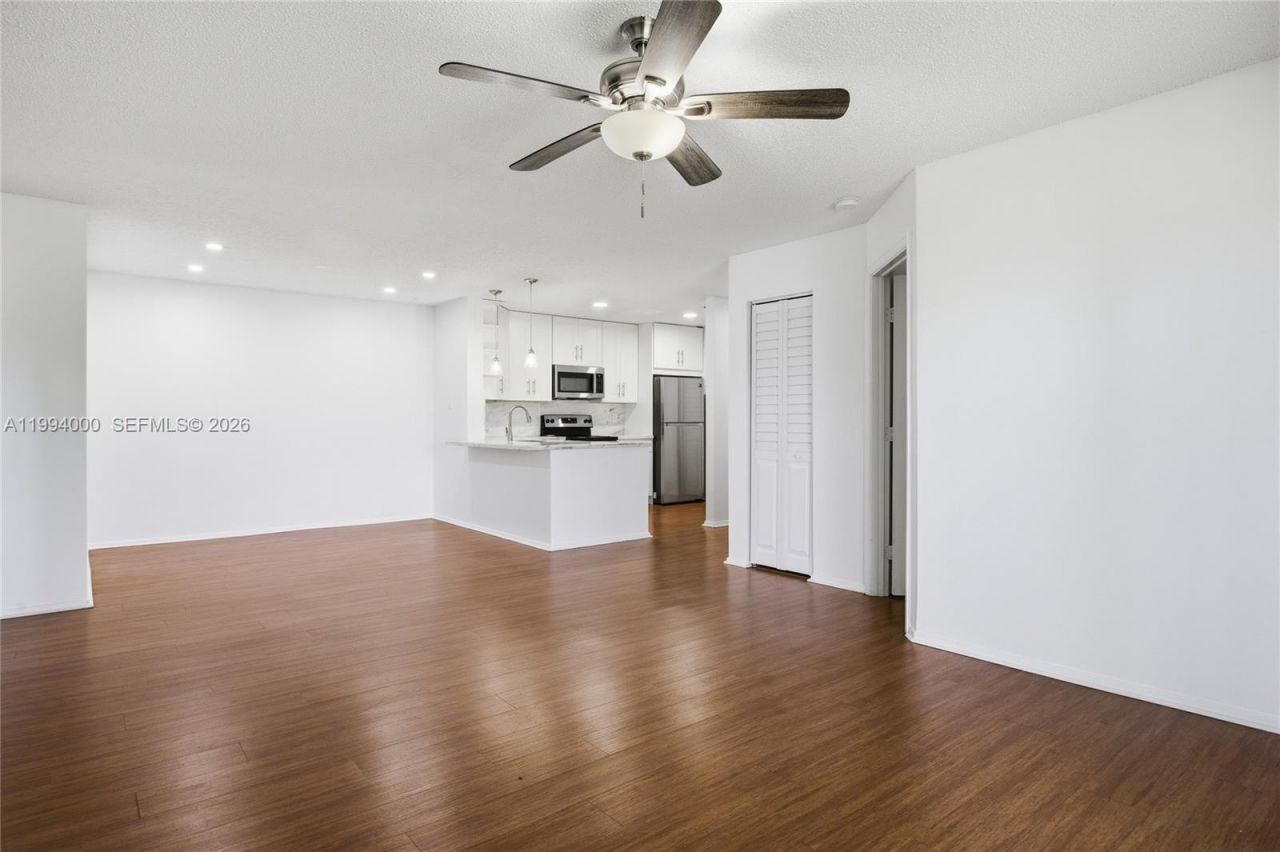 11245 W Atlantic Blvd , Unit 208, Coral Springs, FL 33071 Photo