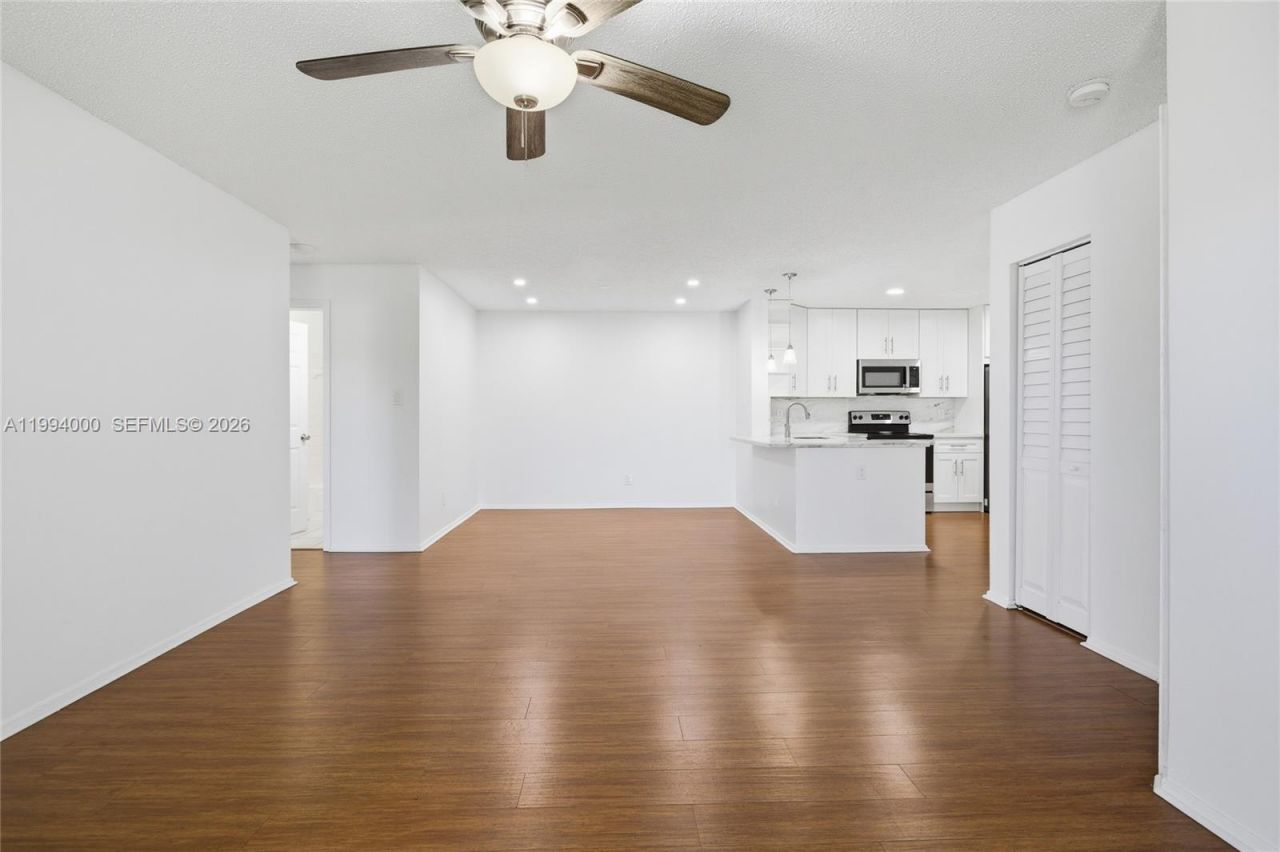 11245 W Atlantic Blvd , Unit 208, Coral Springs, FL 33071 Photo