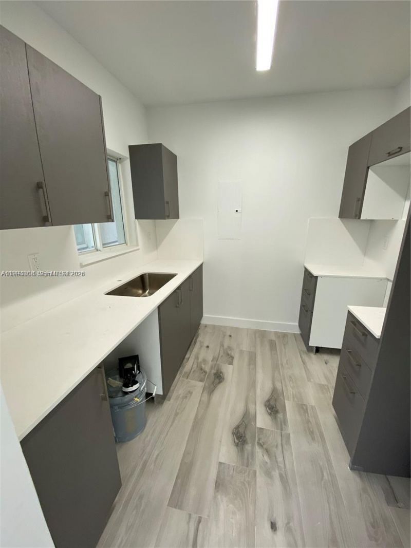 835 SW 8th Ave, Miami, FL 33130 Photo