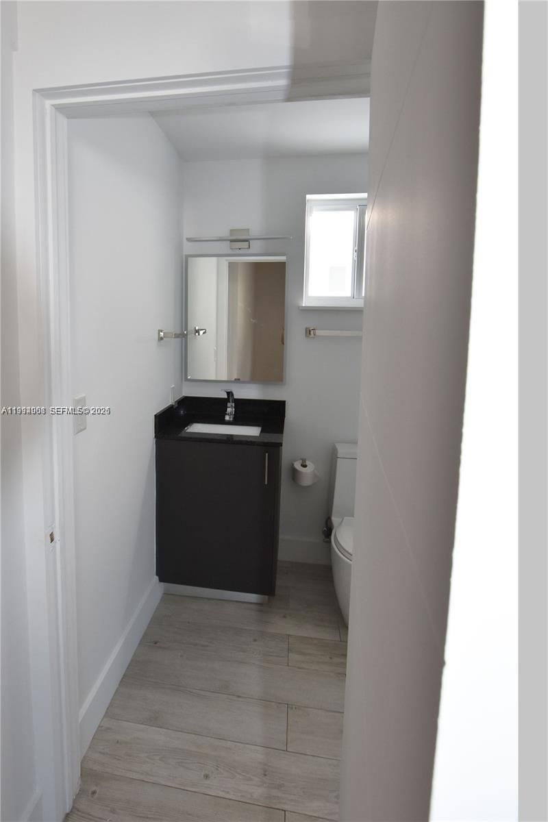 835 SW 8th Ave, Miami, FL 33130 Photo