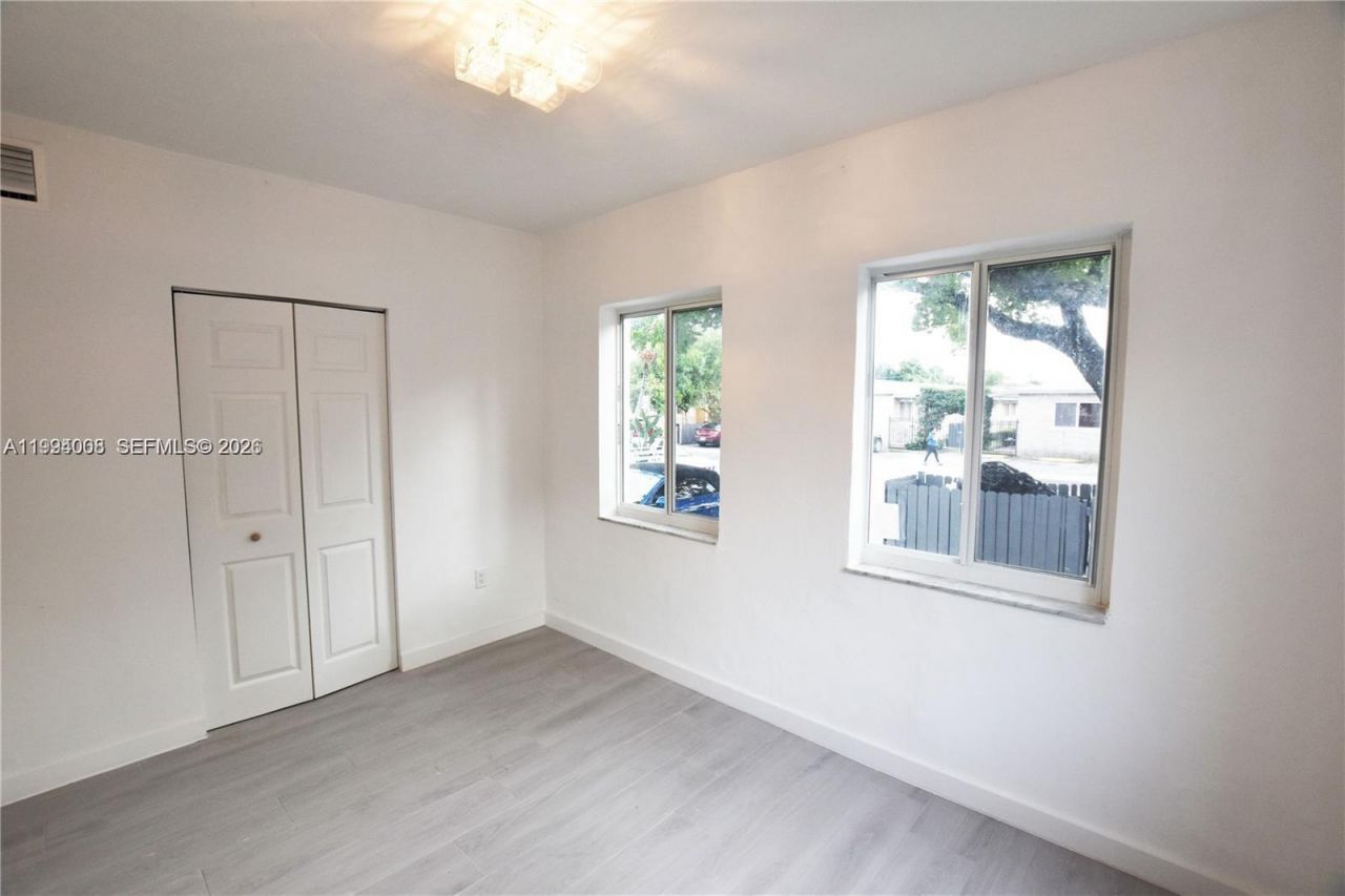 835 SW 8th Ave, Miami, FL 33130 Photo
