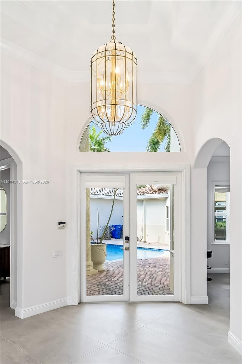 920 Captiva Dr, Hollywood, FL 33019 Photo