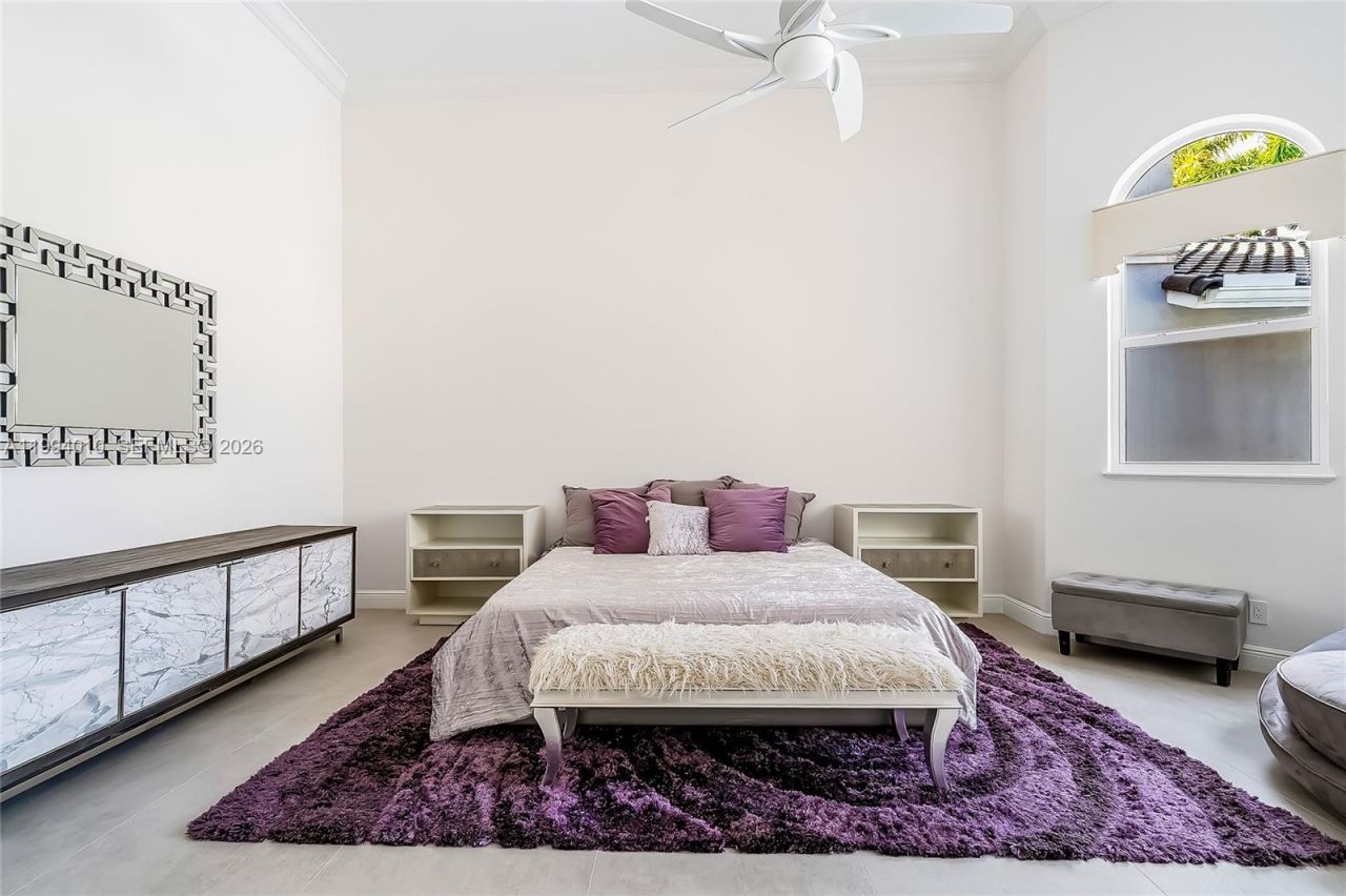 920 Captiva Dr, Hollywood, FL 33019 Photo