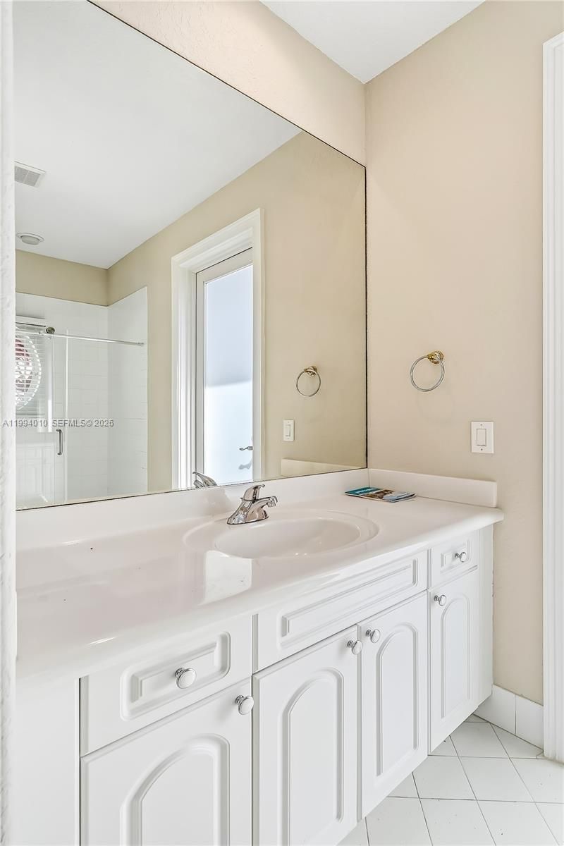 920 Captiva Dr, Hollywood, FL 33019 Photo