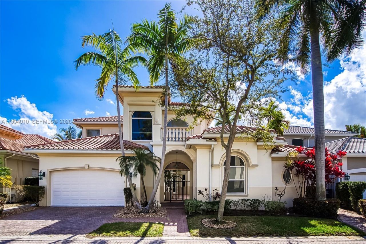 920 Captiva Dr, Hollywood, FL 33019 Photo