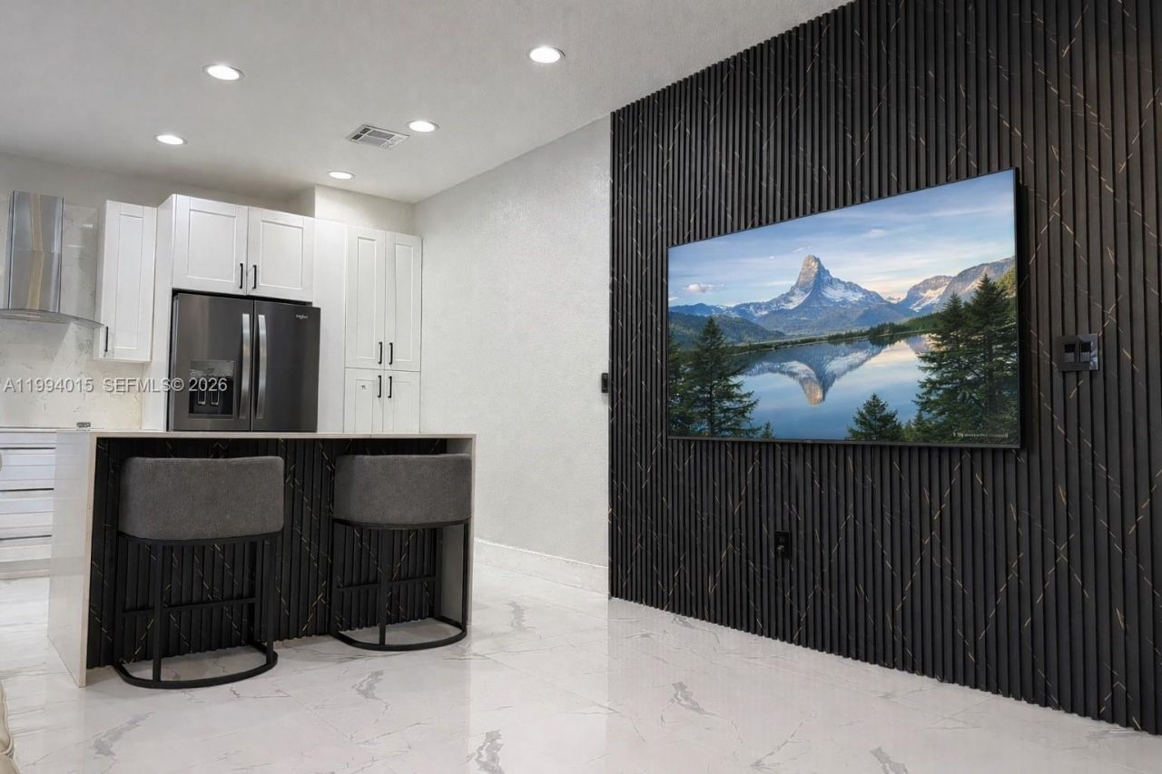 8815 SW 221st Ter, Cutler Bay, FL 33190 Photo