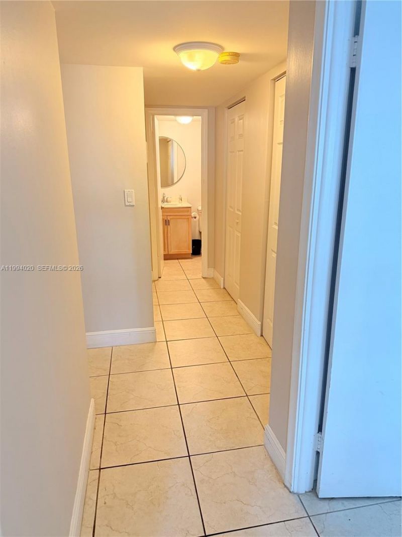 8101 SW 72nd Ave , Unit 403W, Miami, FL 33143 Photo