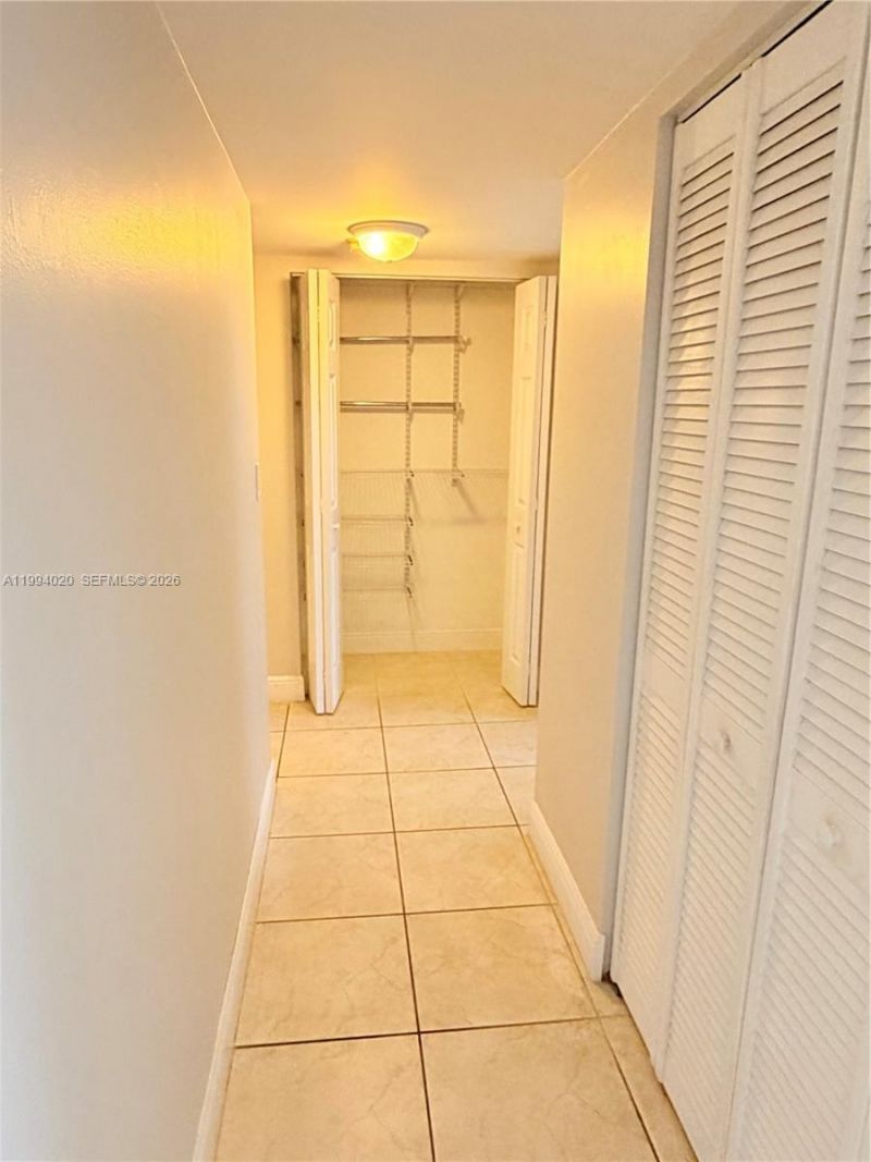 8101 SW 72nd Ave, Unit 403W, Miami, FL 33143 Photo