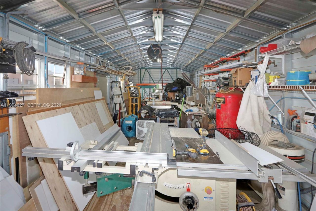 12245 SW 218th St , Miami, FL 33170 Photo