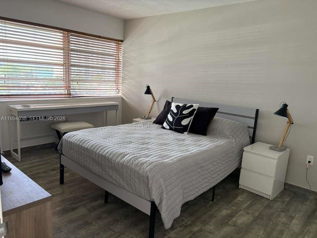 220 Kings Point Dr , Unit 506, Sunny Isles Beach, FL 33160 Photo