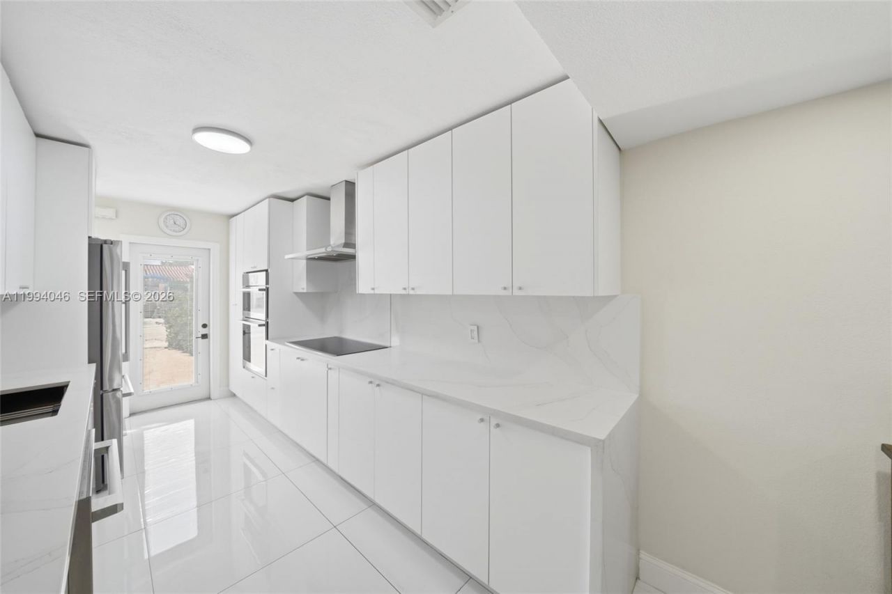 1789 W 72nd St , Hialeah, FL 33014 Photo