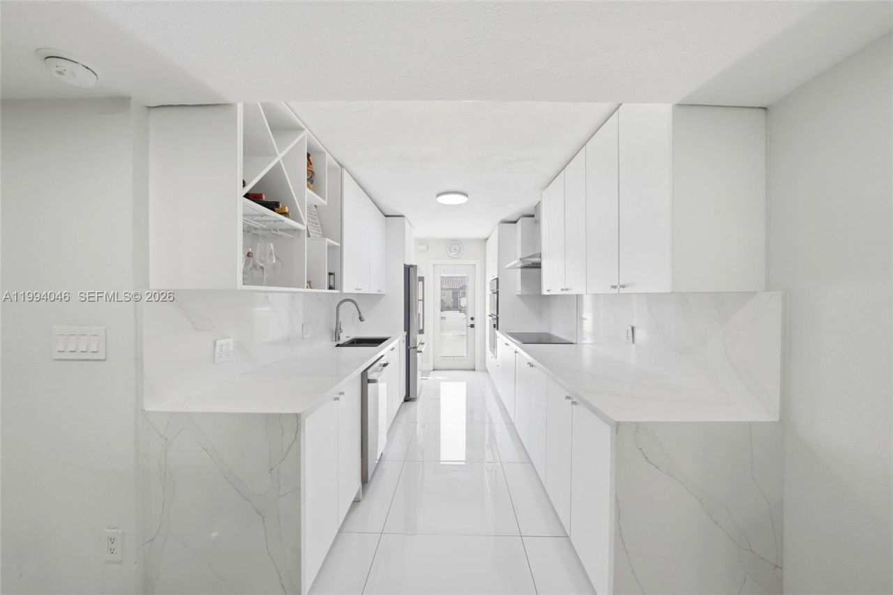 1789 W 72nd St , Hialeah, FL 33014 Photo