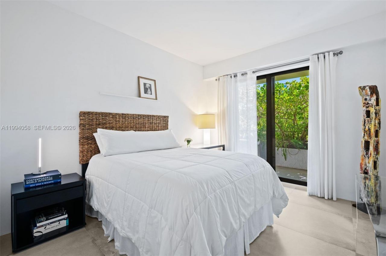 201 Crandon Blvd , Unit 227, Key Biscayne, FL 33149 Photo