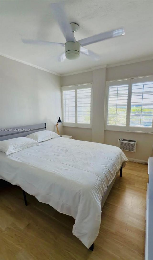 220 Kings Point Dr, Unit 509, Sunny Isles Beach, FL 33160 Photo