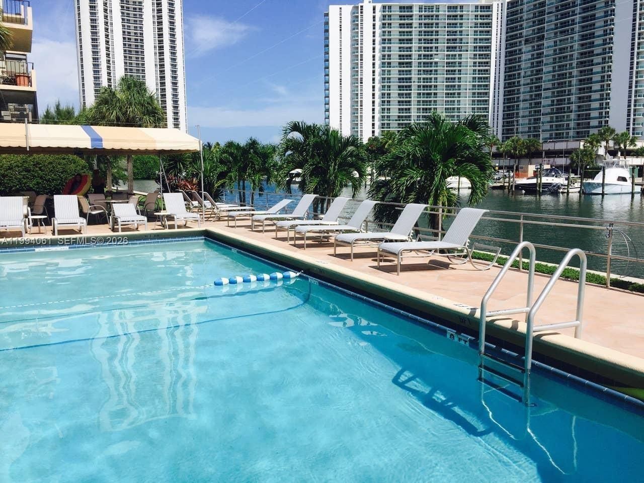220 Kings Point Dr, Unit 509, Sunny Isles Beach, FL 33160 Photo
