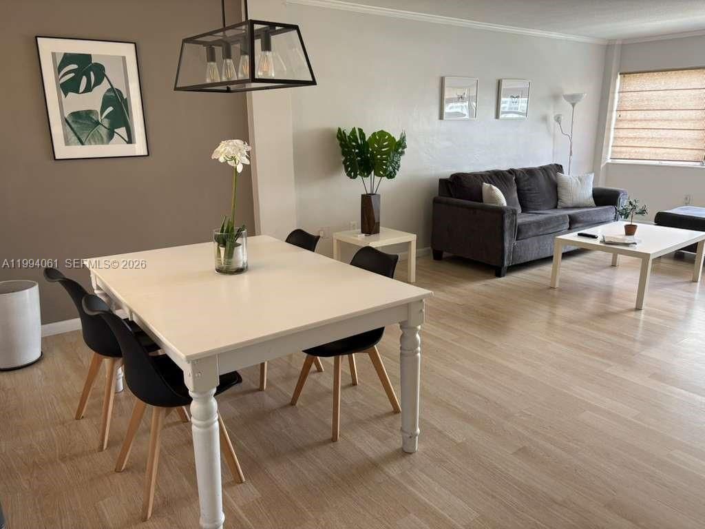 220 Kings Point Dr , Unit 509, Sunny Isles Beach, FL 33160 Photo